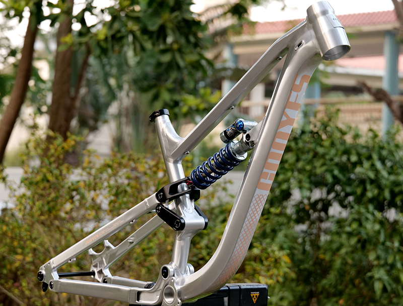 Soft Tail Bike Frame Aluminum  - Mountain Biking Uk recension och pris